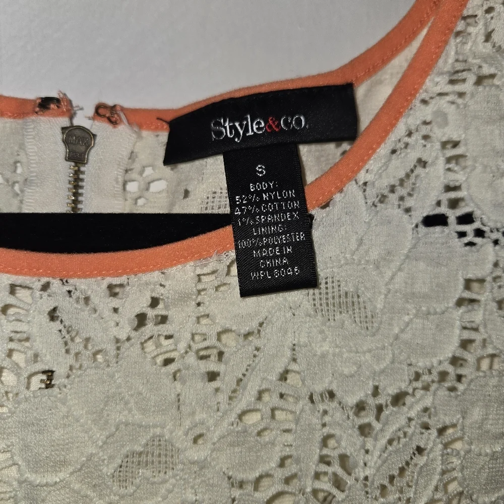 Style & Co Ivory Floral Lace Short Sleeve Top - Size S - Picture 9 of 11